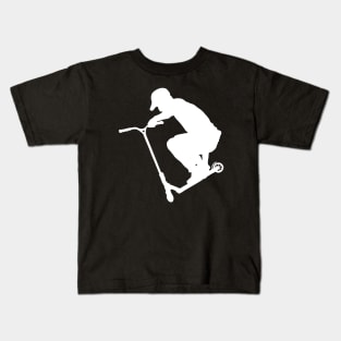 Freestyle scooter stunt: DECK GRAB Kids T-Shirt